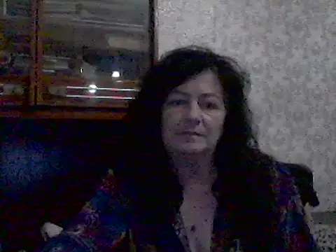 GypsiQueen2 online show from February 20, 2025, 4:46 pm
