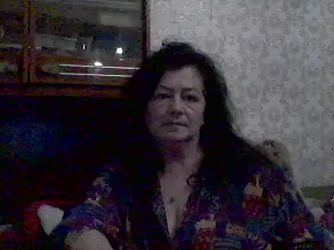 GypsiQueen2 online show from March 5, 2025, 7:17 pm