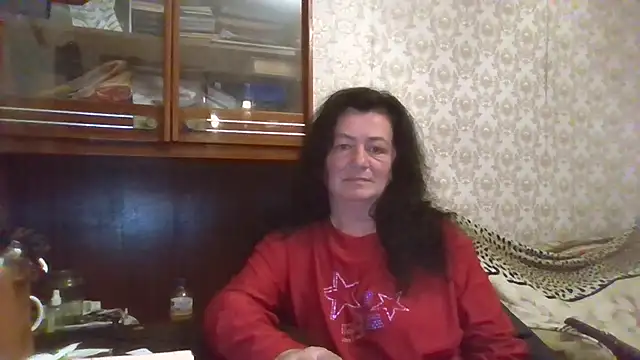 GypsiQueen2 online show from November 13, 2025, 3:55 pm