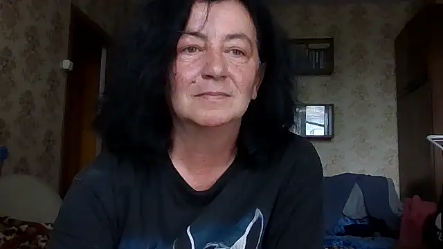GypsiQueen2 online show from July 15, 2026, 11:26 am