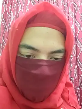 ElisyaHijabDoll online show from April 25, 2026, 6:05 pm