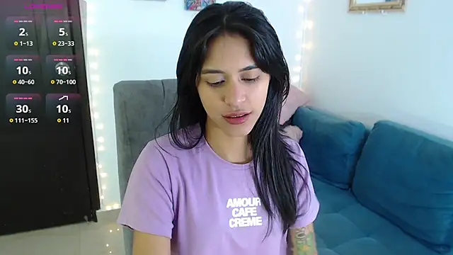 imSophia online show from September 30, 2025, 2:05 am