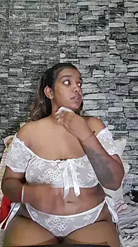 Xindias fantasyX online show from December 16, 2025, 6:35 pm