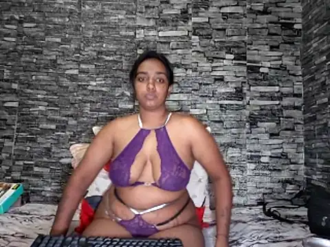 Snapshot of Xindias_fantasyX chatting on May 28, 2026, 6:49 pm Xindias fantasyX online show from May 28, 2026, 6:49 pm