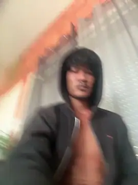 Snapshot of juniiorre chatting on October 13, 2025, 10:04 am juniiorre online show from October 13, 2025, 10:04 am