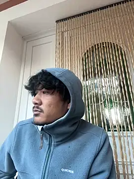 Snapshot of juniiorre chatting on October 27, 2025, 7:12 am juniiorre online show from October 27, 2025, 7:12 am