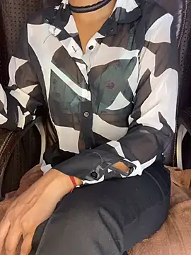 SCHOOL Girl 0 online show from December 8, 2024, 4:18 pm