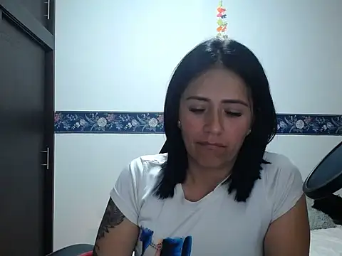 Snapshot of sharoon_cheerry chatting on September 11, 2025, 11:49 pm sharoon cheerry online show from September 11, 2025, 11:49 pm