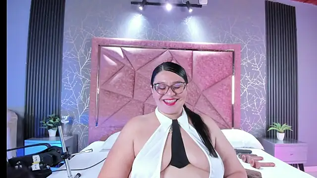 Amanda-Cruz online show from March 28, 2026, 1:05 am