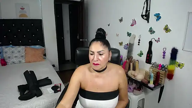 mature bigboobs10 online show from March 25, 2026, 3:56 am