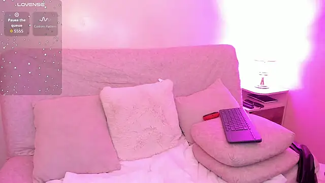 Scarlet wd18 online show from February 19, 2026, 11:12 pm