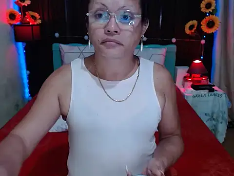 Snapshot of UrAsianPrincessDanie chatting on February 4, 2026, 3:07 pm UrAsianPrincessDanie online show from February 4, 2026, 3:07 pm