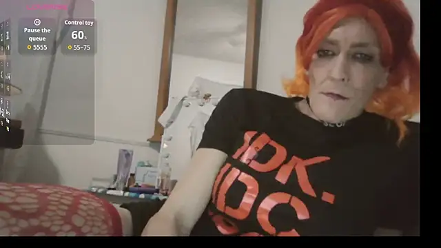 Nitehawk7483 online show from December 16, 2025, 7:57 am