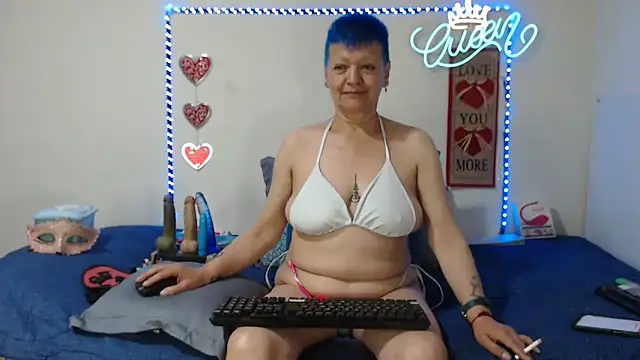 loquitaqueen011 online show from March 30, 2026, 6:42 pm