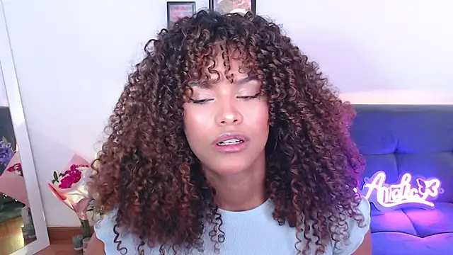 Amelia bss online show from February 17, 2025, 1:53 pm