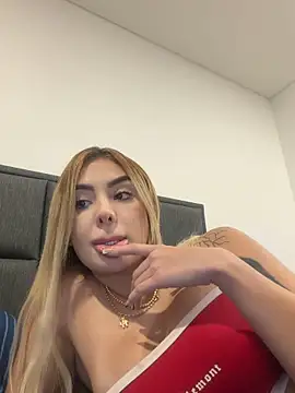 Snapshot of mi_suk11 chatting on November 8, 2025, 11:58 pm mi suk11 online show from November 8, 2025, 11:58 pm