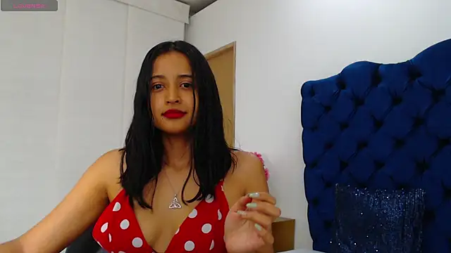 Lili666  online show from May 10, 2026, 3:33 am