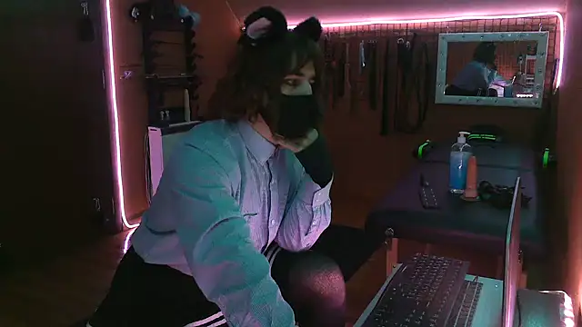 Ginny-the-bdsm-nympho online show from October 12, 2025, 4:17 pm