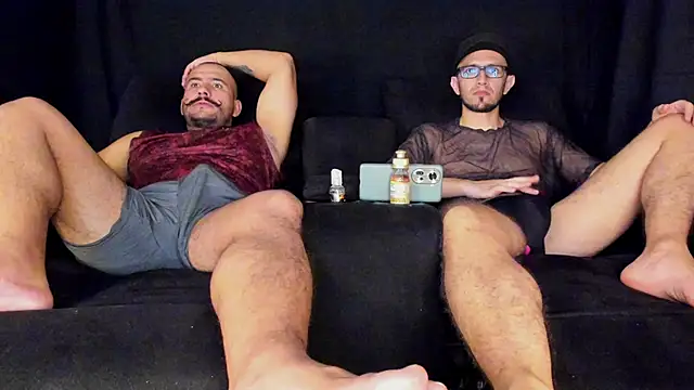 Snapshot of dylanstrong_ chatting on March 20, 2025, 1:35 am dylanstrong online show from March 20, 2025, 1:35 am