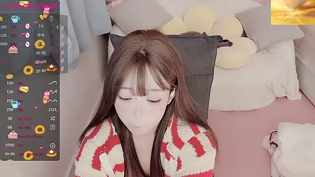 Snapshot of TUTU-new chatting on December 21, 2024, 8:21 pm TUTU-new online show from December 21, 2024, 8:21 pm