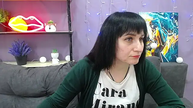 Snapshot of NinaFlawlees chatting on January 28, 2025, 7:10 pm NinaFlawlees online show from January 28, 2025, 7:10 pm