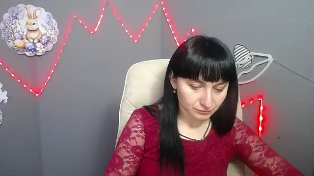 NinaFlawlees online show from April 6, 2026, 5:52 am