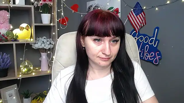 NinaFlawlees online show from July 9, 2026, 6:28 am