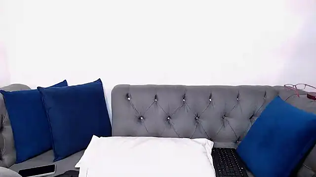 CanndyBrunett online show from February 21, 2025, 2:06 pm