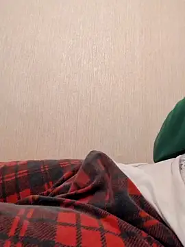 Snapshot of TheLoneWolf4 chatting on November 11, 2025, 11:38 pm TheLoneWolf4 online show from November 11, 2025, 11:38 pm