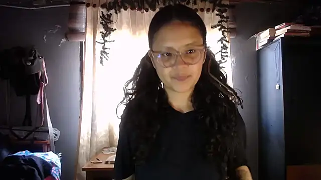 Snapshot of Hathorlove chatting on January 17, 2026, 8:34 pm Hathorlove online show from January 17, 2026, 8:34 pm