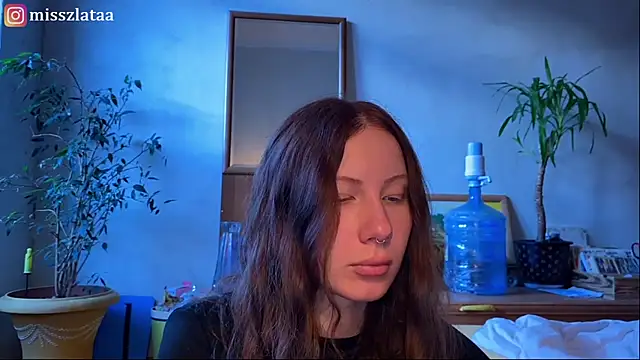 Snapshot of elfess chatting on November 15, 2025, 11:40 am elfess online show from November 15, 2025, 11:40 am