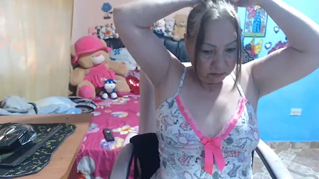 milfeddy  online show from March 6, 2026, 12:34 pm