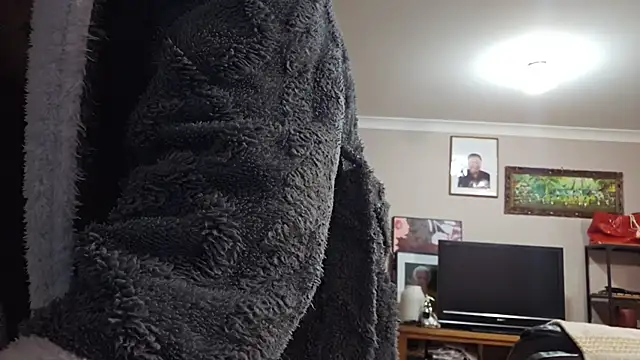 AmGuy23 online show from October 26, 2025, 4:13 pm