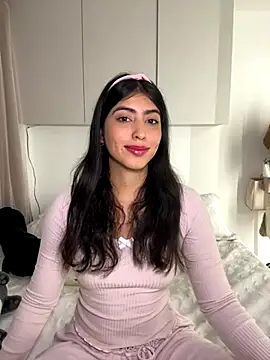 Snapshot of Gaby_zahir_ chatting on September 23, 2025, 10:29 am Gaby zahir online show from September 23, 2025, 10:29 am