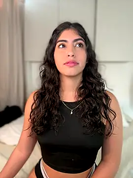 Gaby zahir  online show from October 6, 2025, 11:40 am