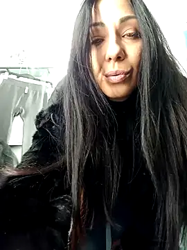 LeticiaWoods online show from February 5, 2025, 12:38 pm