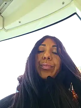 LeticiaWoods online show from September 30, 2025, 9:25 am