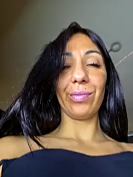 LeticiaWoods online show from October 7, 2025, 10:01 am