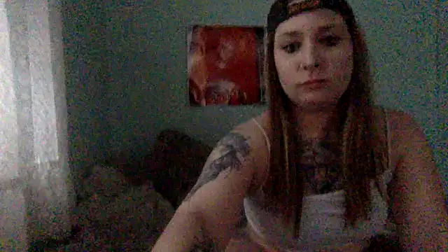 alexabunni online show from December 2, 2025, 3:07 pm