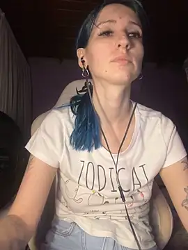 Snapshot of bunnydark00 chatting on March 4, 2026, 5:24 am bunnydark00 online show from March 4, 2026, 5:24 am