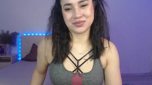 RoxannePure online show from February 17, 2026, 3:47 am