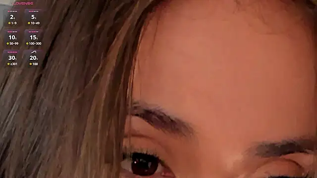 Snapshot of BrookeMiller chatting on January 1, 2025, 11:07 pm BrookeMiller online show from January 1, 2025, 11:07 pm