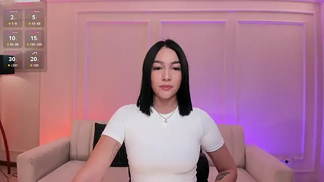 RossieRhoades online show from September 28, 2025, 5:18 pm