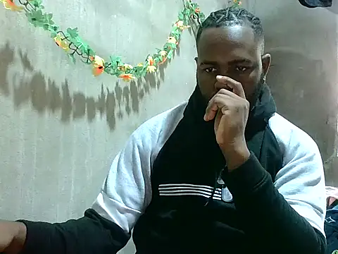 2ocmaxi online show from February 9, 2026, 6:45 pm