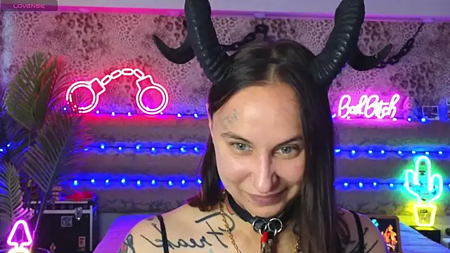Cool Freak  online show from July 12, 2026, 10:28 am