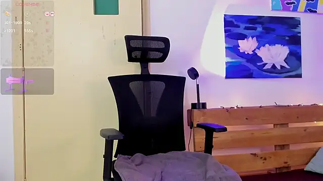 NanaRott online show from December 11, 2024, 3:02 am