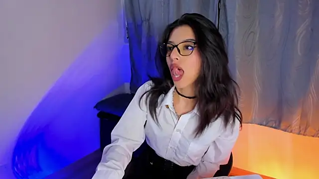 NanaRott online show from September 14, 2025, 8:41 pm