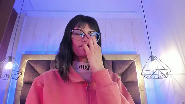  Jessy Moon  online show from December 23, 2024, 8:03 pm