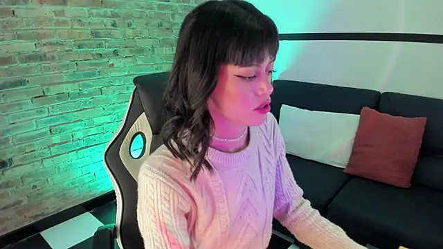  Jessy Moon  online show from February 7, 2025, 7:38 pm