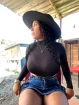 serena willow online show from November 21, 2025, 5:33 pm